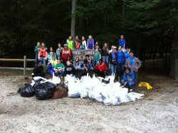 Beach Sweep/River Sweep participants